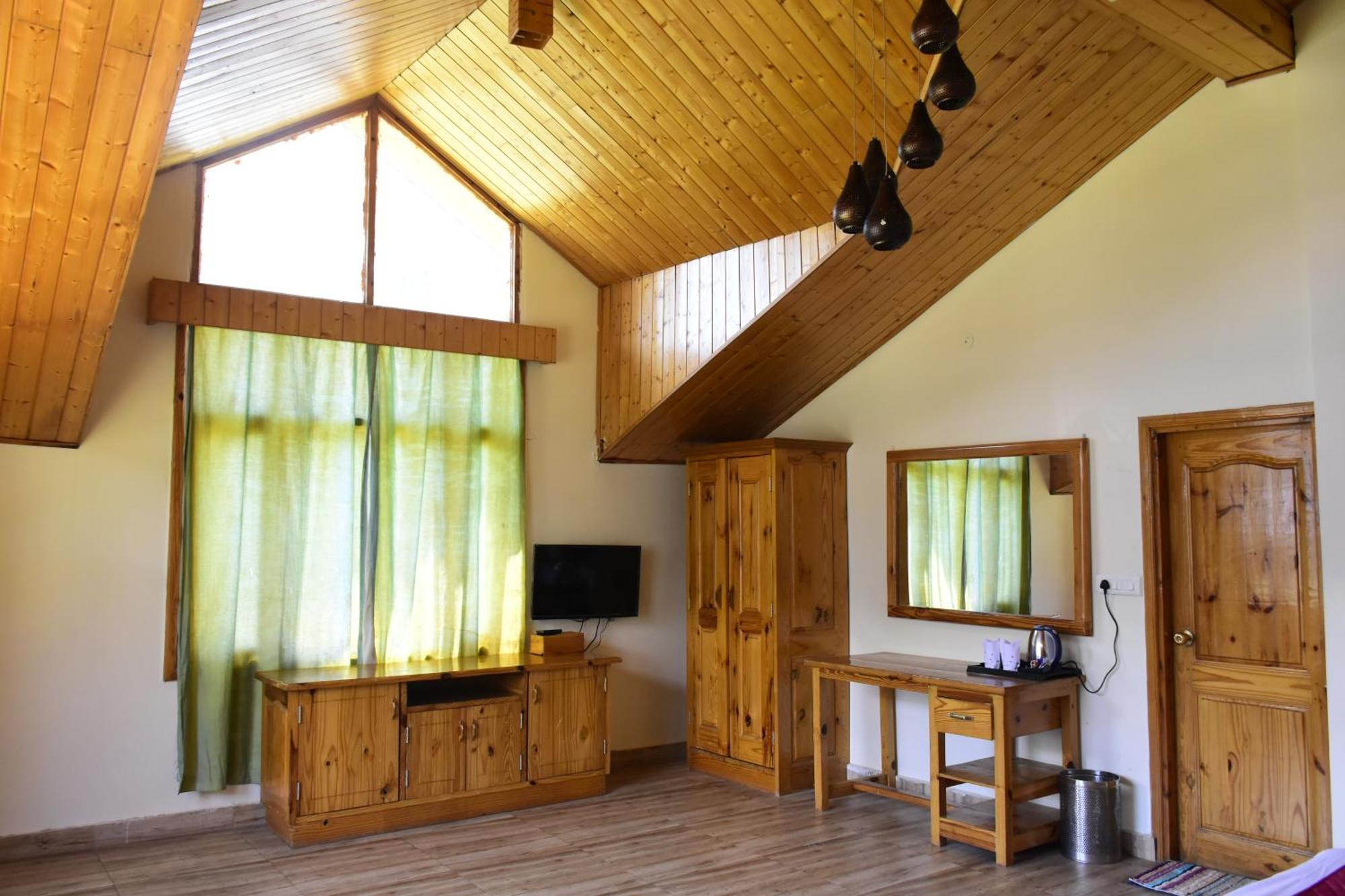 Hotel Jamla Inn Manāli Zewnętrze zdjęcie